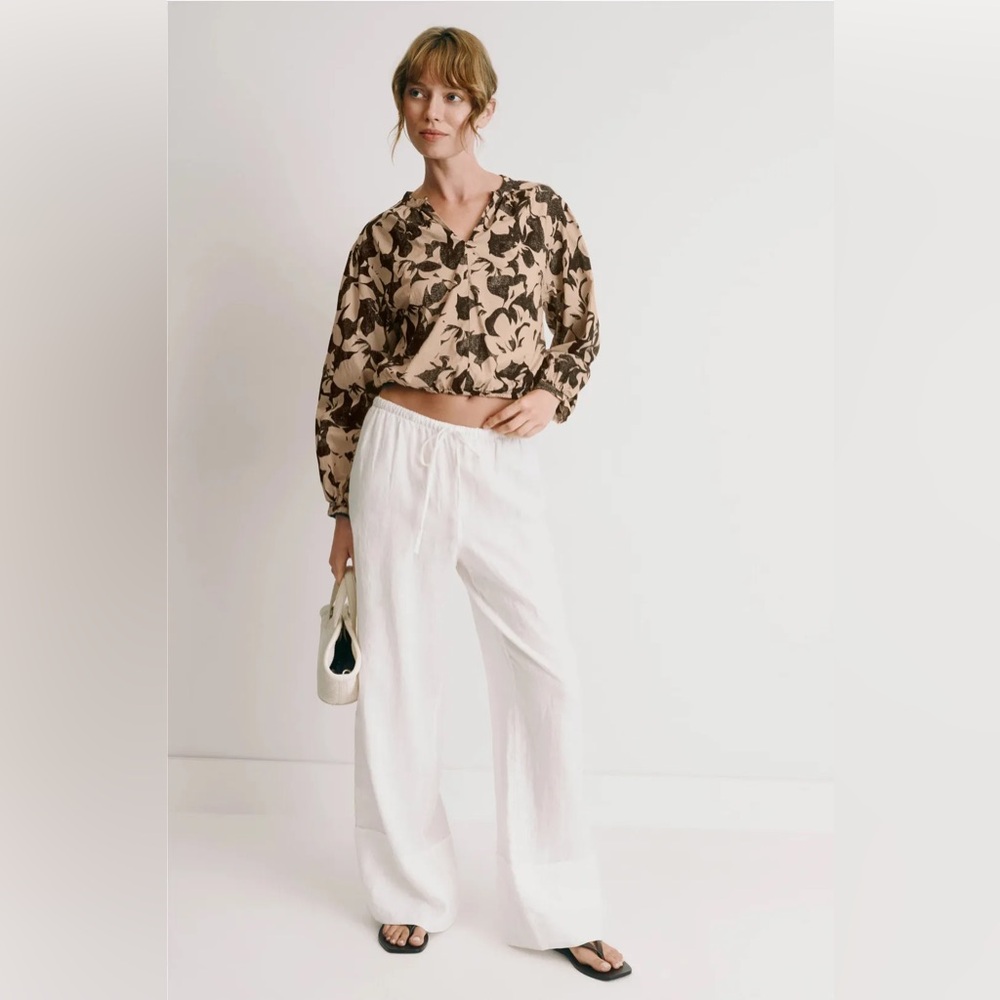 Ellen Tracy Women's Balloon Sleeve Cropped Top in Sand Camo Floral, XS (NEW)